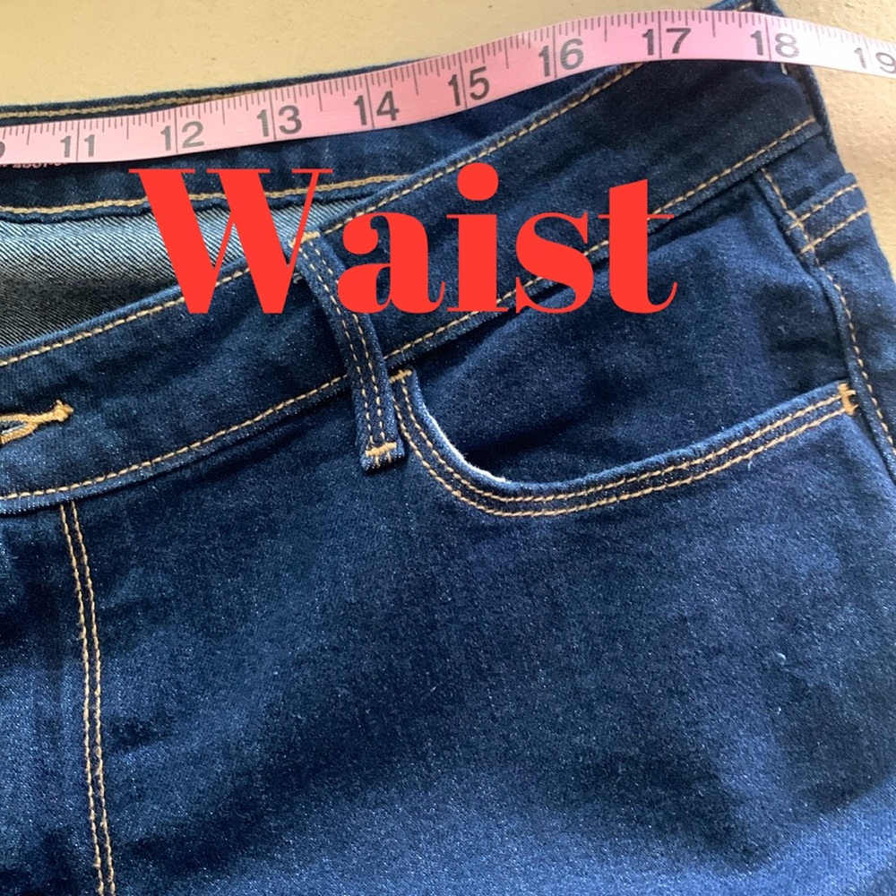 Old Navy Classic Blue Denim Jeans - Picture 6 of 8